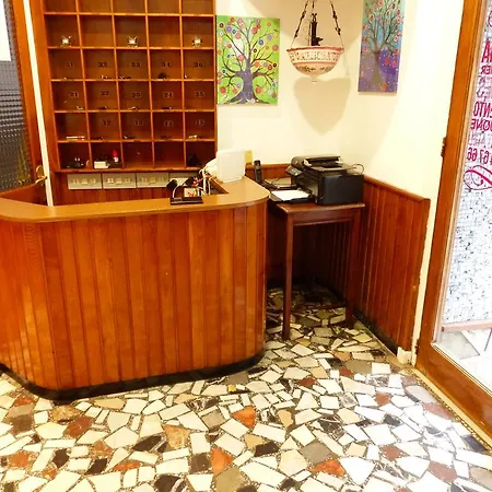 בית הארחה Oria *